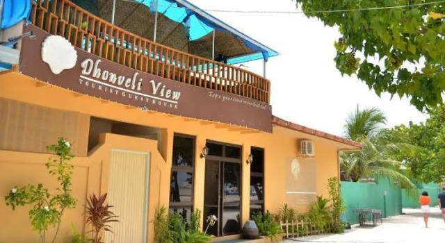 Dhonveli Palm Beach View, Prenota Hotel Maafushi 