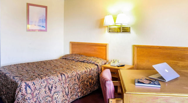 Номер Standard SPRINGWOOD HOTEL, Opelika I-85 Columbus Pkwy