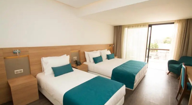 Семейный номер Standard с балконом и с видом на море Fredj Hotel and Spa