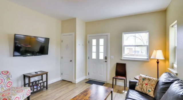Downtown Buena Vista Condo: Walk to River & Cafes!, Reserva ahora Hotel Buena Vista 