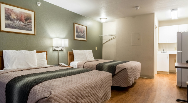 HomeTowne Studios by Red Roof Denver - Lakewood West, Prenota Hotel Lakewood Colorado