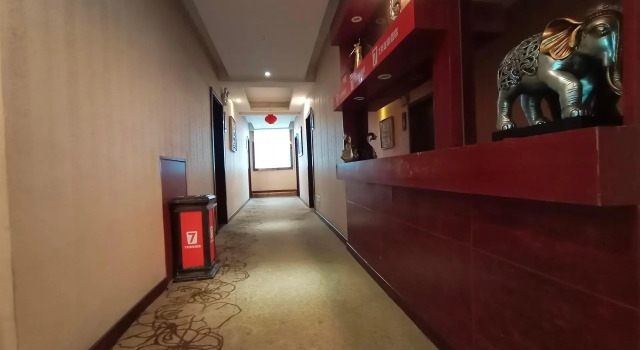 Pai Hotel Nanchong Renmin Bei Road, Prenota Hotel Nanchong Sichuan
