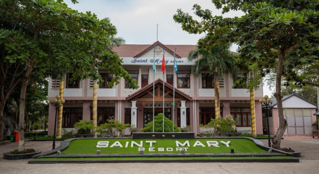 Saint Mary Resort, Забронировать Курортный отель Отели Фантхьет с завтраком, Завтраки