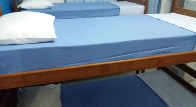 Кровать в общем номере Hostel Vista do Mar