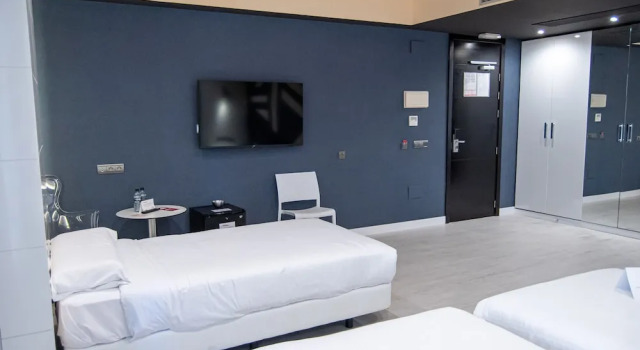 Трёхместный номер Standard Hotel Málaga Nostrum Airport