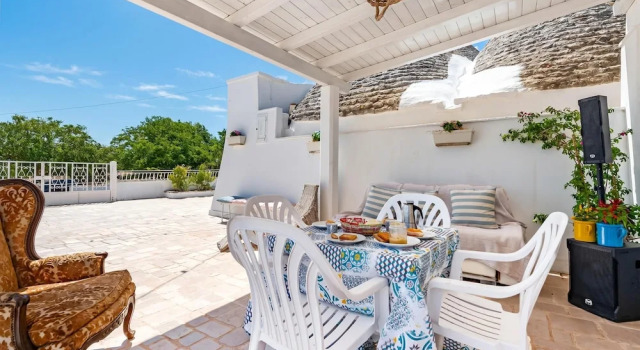 Gioberti 20 I Trulli With Pool