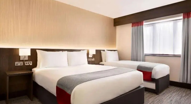Четырёхместный номер Standard Ramada by Wyndham Bristol West