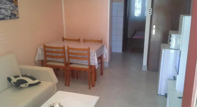 Апартаменты c 1 комнатой с балконом и с видом на море Apartments Baretić