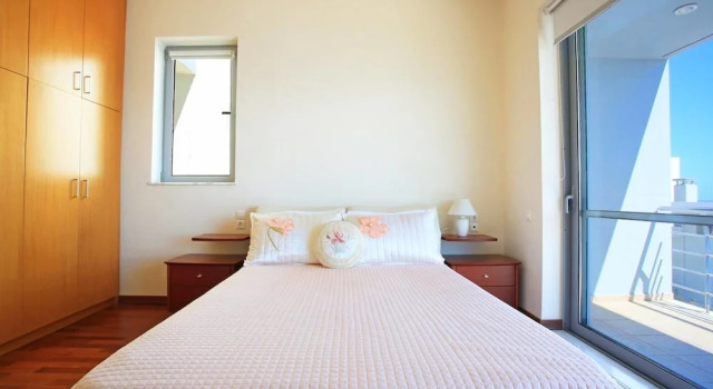 Seafront home 4' walk to private beach, Забронировать Дом для отпуска Виллы Агия-Пелагия, Вилла