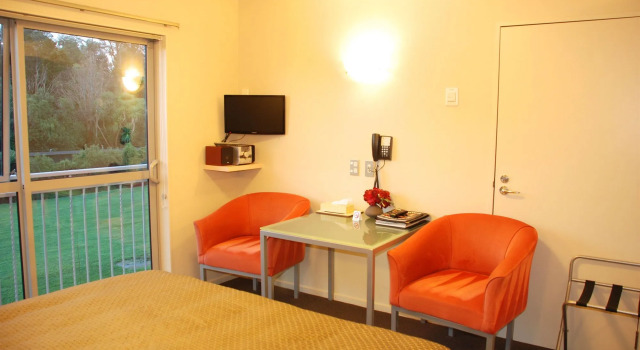 166 Majestic Court Motel