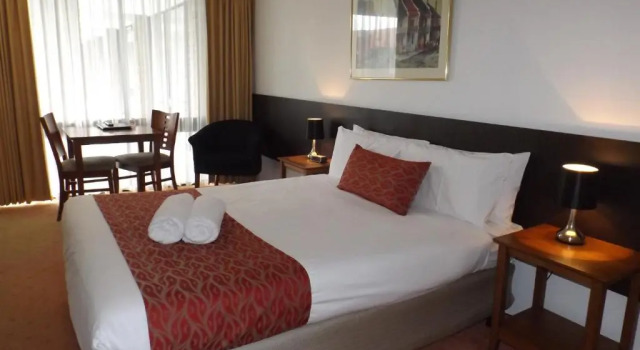 Люкс Central Court Motel Warrnambool