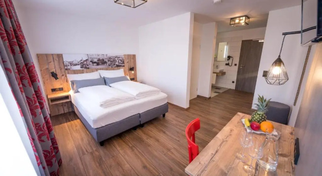 Hotel & Brauerei-Gasthof Neuwirt, Rezervați Hotel Neuburg Upper Bavaria