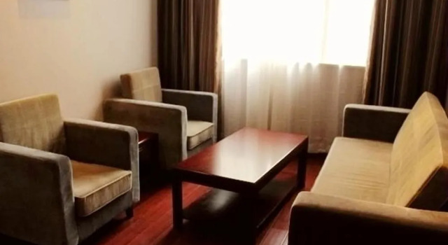 Jiujiang Golden Bay Holiday Hotel, Rezerwuj Hotel Jiujiang Jiangxi