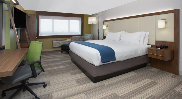 Holiday Inn Express & Suites Redding by IHG, Đặt Khách sạn Khách sạn ở Redding có hồ bơi, Hồ bơi