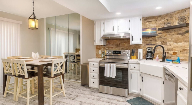 Номер Standard Sweeping 5th Floor Views - Direct Beach - Remodeled
