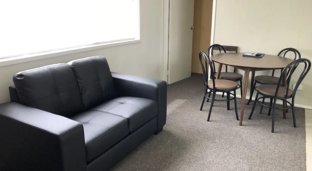 Апартаменты Comfort Acacia Caravan Park & Holiday Units