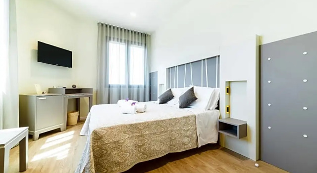 Номер Comfort Hotel Calaluna
