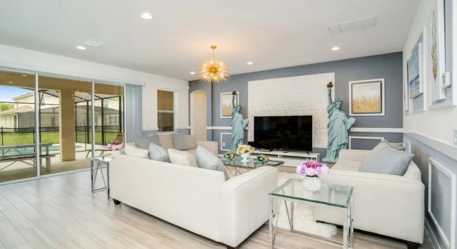 Luxury 11 Bedroom Close to Disney