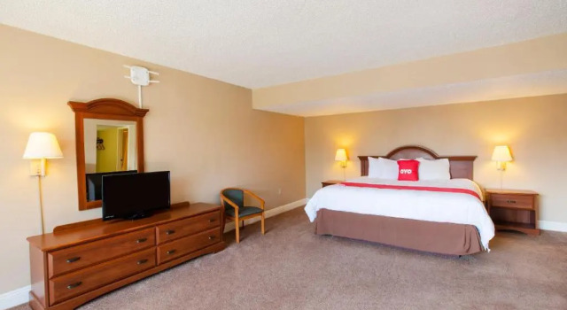 Номер Premium Port Allen Inn