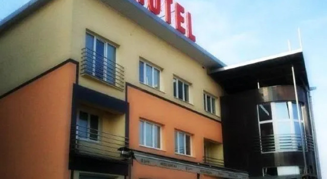 Hotel Hokejka, Varaa Hotelli Prievidza 