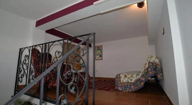 Moni Rooms