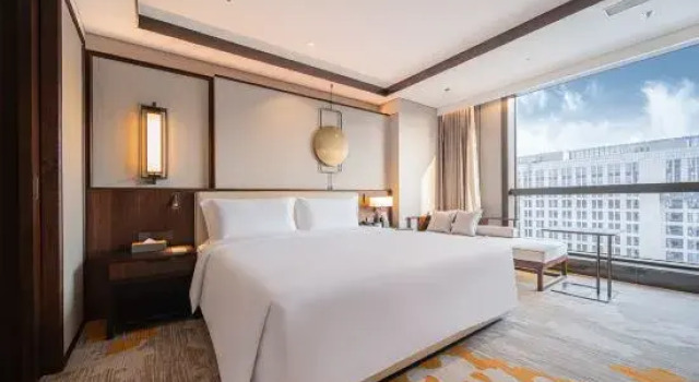 Люкс Deluxe Qingdao Shang He Jianguo Hotel