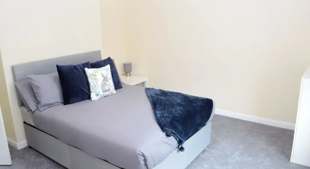Lovely 2-BR Holiday Flat - Free Parking, Забронировать Отель Отели Англии 3 звезды, 3*
