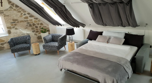 Coco Chanel Boutique Apartment by goodnite cz