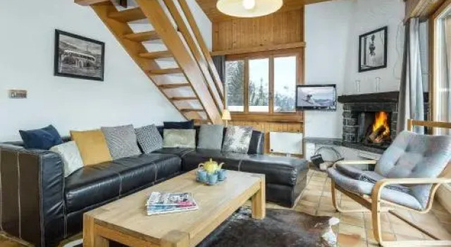 Chalet Froidmont - Inh 24836, Prenota Chalet Hotel a Canton Vallese con parcheggio, Parcheggio