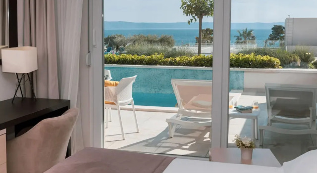 Полулюкс с видом на море Romana Beach Resort