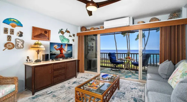 Direct Ocean Front - Beautifully Updated - End Unit - Vrkcv, Забронировать Апартаменты/квартира Апартаменты Каилуа-Кона, Апартаменты/квартира