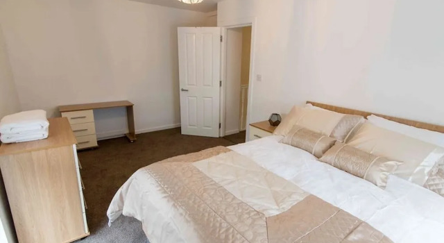 Live in Leeds Nazarene Apartments, Varaa Huoneisto Asunnot kohteessa Merseyside, Huoneisto