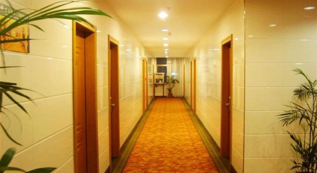 GreenTree Inn Hainan Haikou Chengmai Old Town Hotel, Book Hotel Billige hoteller i Haikou