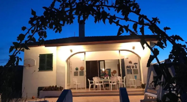 Carloforte Palme House, Забронировать Отель Отели Карлофорте 3 звезды, 3*