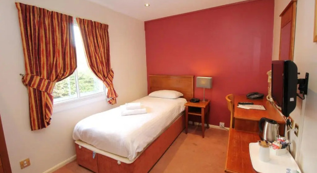 Standard single cameră The Conningbrook Hotel
