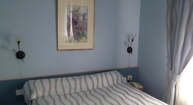 Номер Standard Hotel Paris Vesinet -ex Auberge des 3 Marches