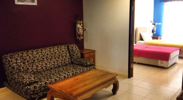 Jomtien Little Mango Guesthouse