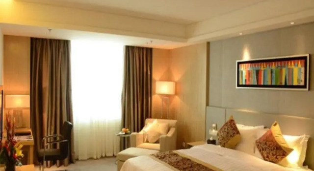 Номер Standard Guangzhou Pearl River International Hotel （Yijing Lu Metro Station）