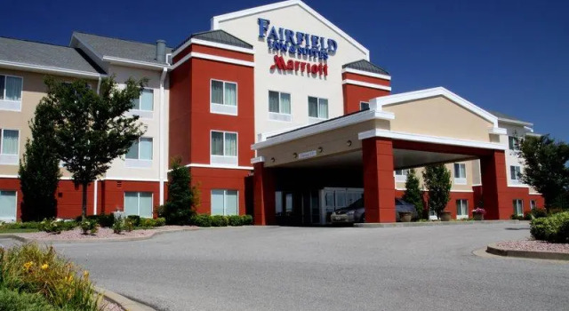Люкс Standard Fairfield Inn and Suites by Marriott Marion