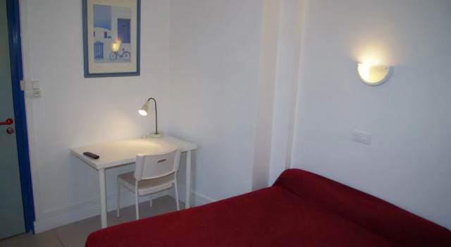 Hôtel Faidherbe, Забронировать Отель Отели Лилля с парковкой, рядом с Chambre de Commerce, Парковка