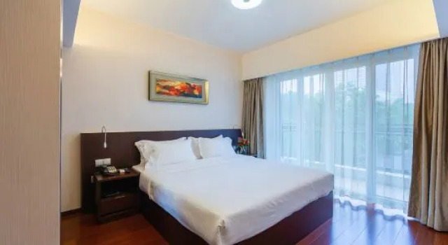 Номер Superior с 3 комнатами Guangzhou Yuwa Hotel