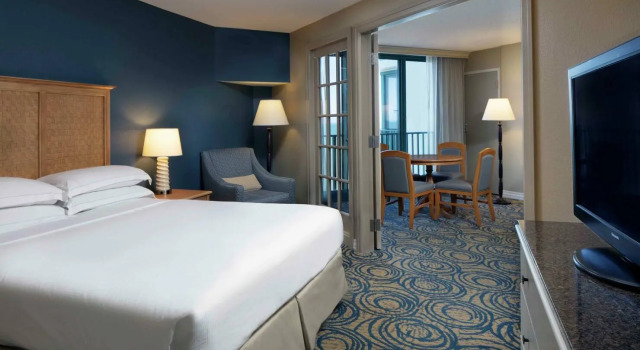Люкс c 1 спальней oceanfront Hilton Daytona Beach Resort