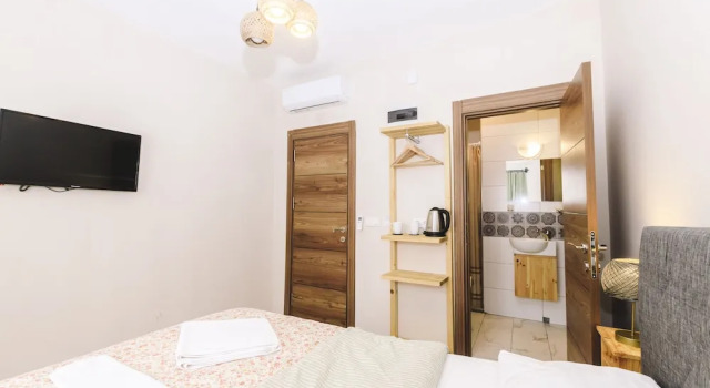 Vivid Private Room at Taksim, Забронировать Гостевой дом Гостевые дома Стамбула, рядом с Улица Невизаде, Гостевой дом