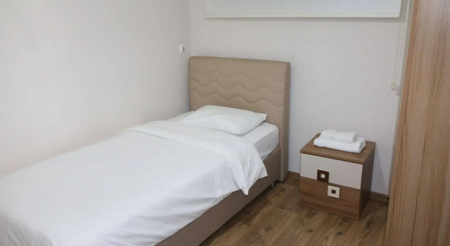 Asfar Villa, Varaa Villa Hotellit Marmara-alue pysäköinnillä, Pysäköinti