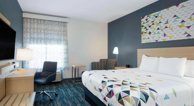 Двухместный номер Standard La Quinta Inn & Suites by Wyndham Manassas, VA- Dulles Airport