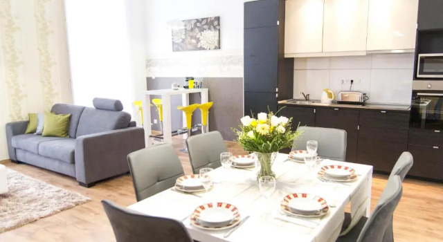 Апартаменты Deluxe Luxury 2br Apt by the Synagogue