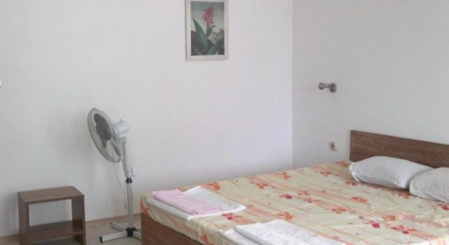 Hotel Neven, Забронировать Отель Отели в центре Приморско, в центре, Парковка