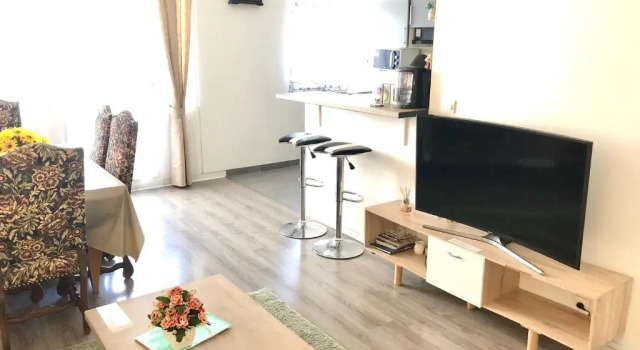 Апартаменты Cosy 74m2 apartment close to Paris and La Defense