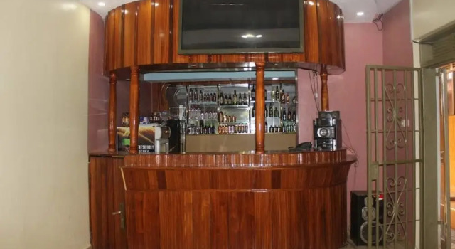 Royal Matt Hotel, Varaa Hotelli Kampala Uganda, lähellä Rubaga Cathedral