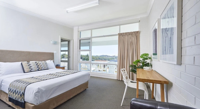 Апартаменты Deluxe c 1 комнатой с балконом и с видом на океан Harbourview Serviced Apartments